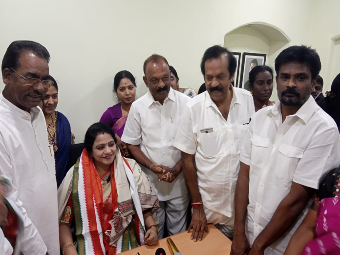 Only Congress protects women: Raghuveera