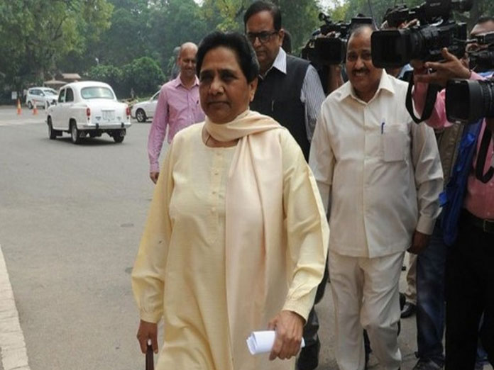 Congress minimum income sop a cruel joke: Mayawati