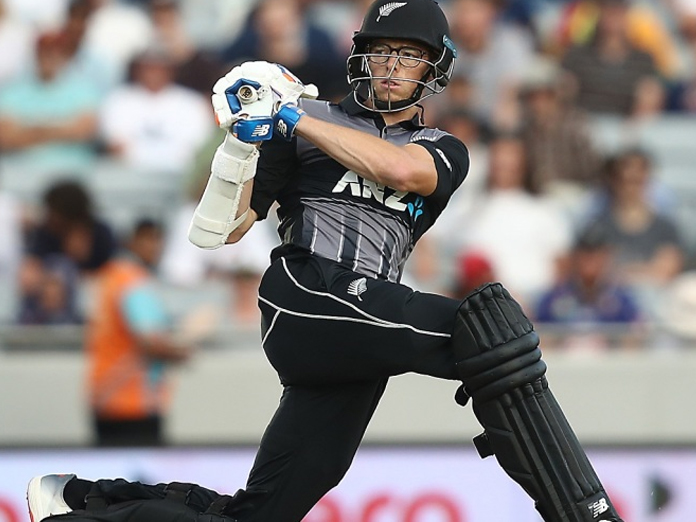 Mitchell Santner returns to New Zealand squad for first 3 India ODIs