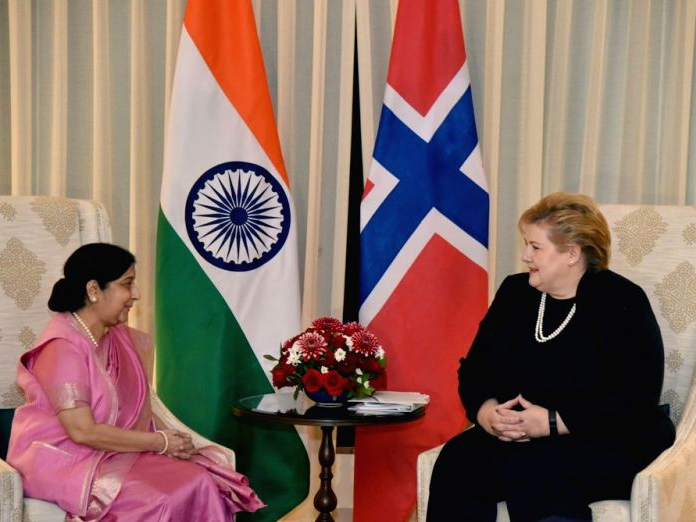 Sushma Swaraj calls on Norwegian PM