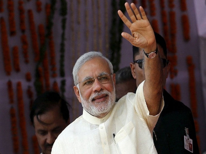 Modi launches road, sewerage projects in Maharashtra