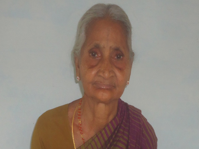 90-yr-old woman tosses her hat in the election ring