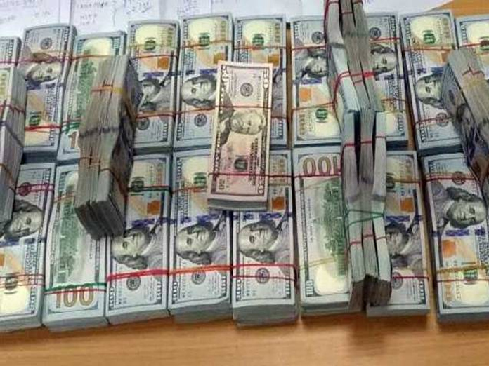CISF officials seized Rs 1.03 cr foreign currency at Shamshabad Airport