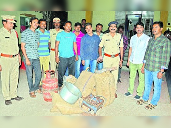Spurious tea powder of 200 kg seized in Suryapet, 2 held