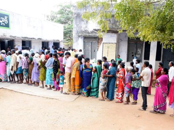 Second phase of Gram Panchayat polls ended in Telangana, 70 per cent polling recorded