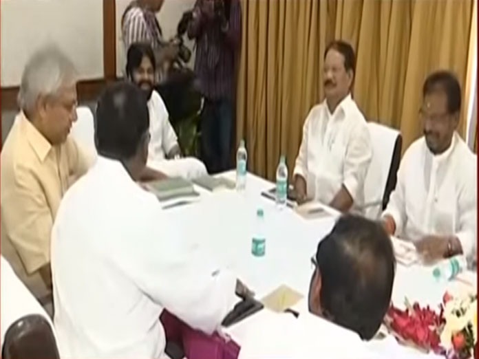 Former MP Vundavalli Arun Kumar hold all-party meeting in Vijayawada