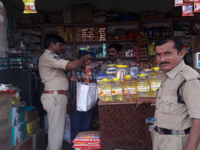 Traders booked for sale of gutka packets
