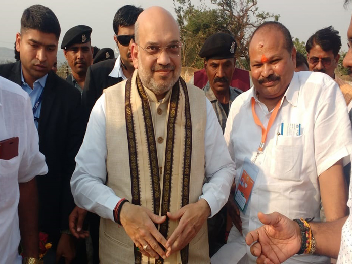 Amit Shah gets poor response in AP