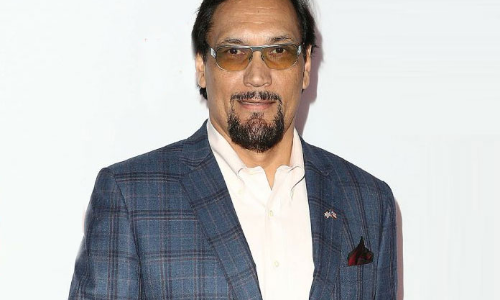 Jimmy Smits to play lead in Bluff City Law