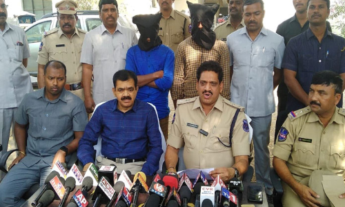 Cops seize ganja worth 15 lakh; two held