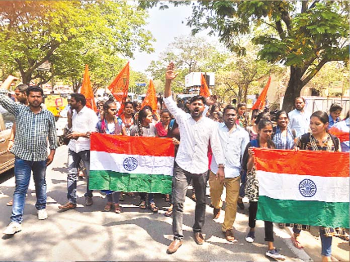 ABVP leaders hail aerial strikes