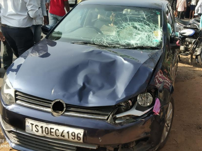 One died and several injured in a car accident at Thumukunta in Shamirpet PS limits