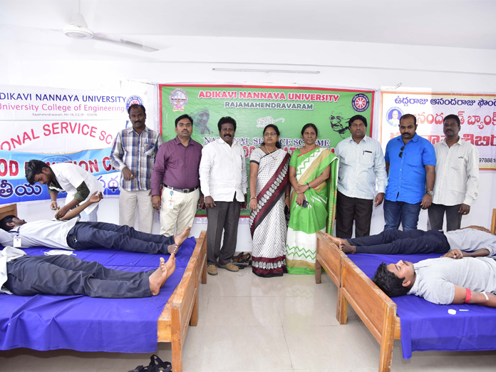 NSS organises blood donation camp in Rajamahendravaram