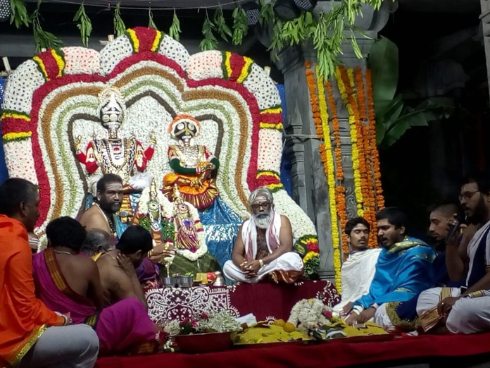 Devotees throng Cheruvugattu temple