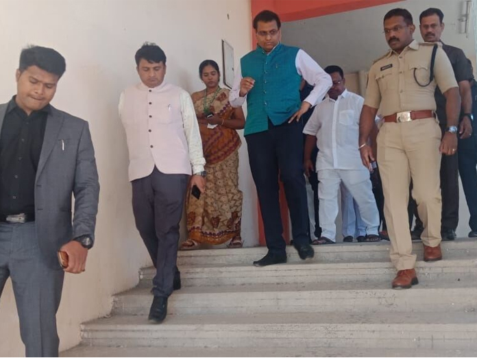 Collector PS Pradyumna inspects engg colleges to keep EVMs