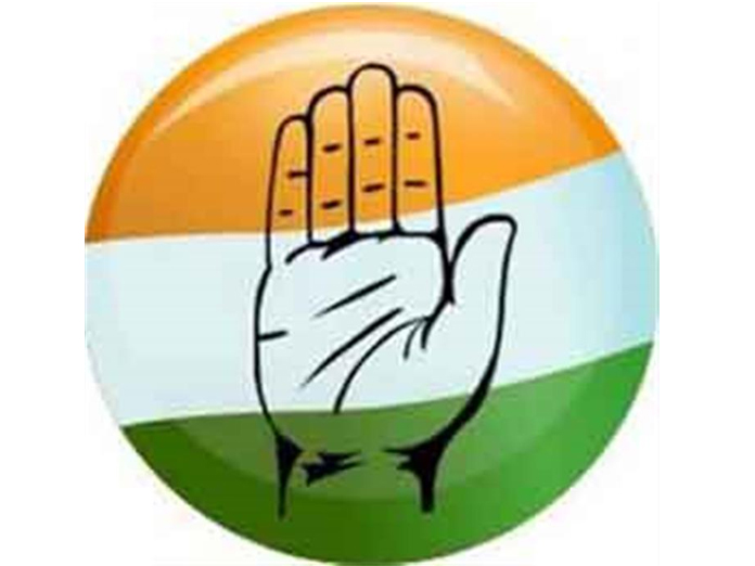 Congress leader Mukesh seeks compensation for damaged crops