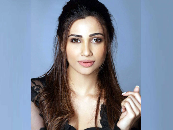 Hate Is Not Going To Solve The Problem Say Daisy Shah