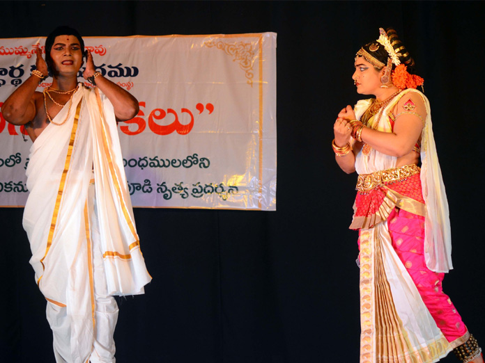 Prabandhanayikalu’ performed