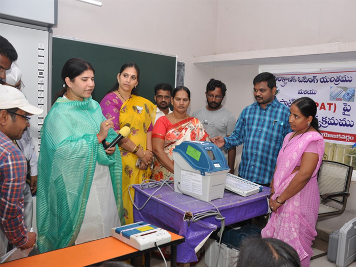 Awareness camp on use of EVMs held in Kakinada