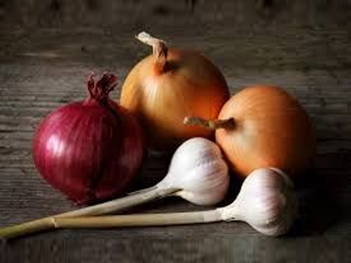 Garlic, onion lower colorectal cancer risk: Study