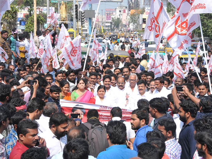 JSP promotes ‘Pawan Ravali-Palana Marali’ slogan in Rajamahendravaram