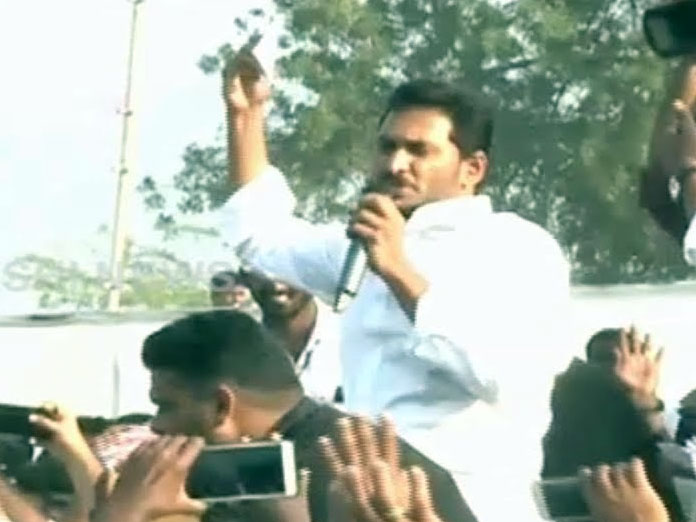 YS Jagan slams CM Chandrababu Naidu at Samara Sankharavam in Tirupati
