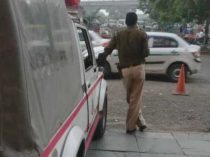 Labourer Found Hanging From Tree In Noida