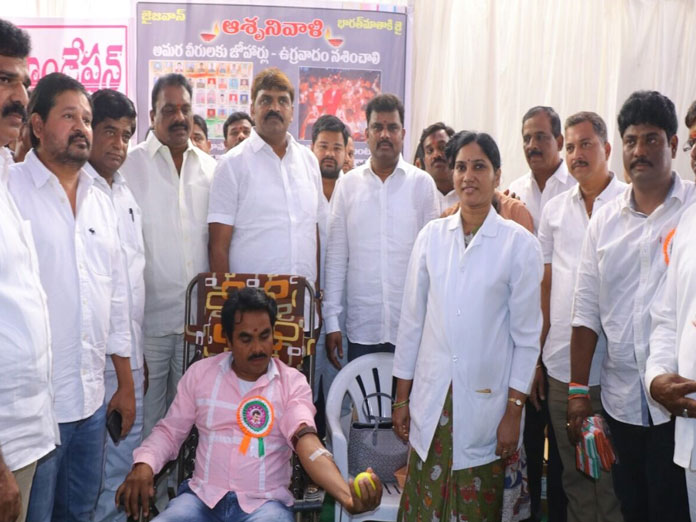 Mega blood donation held on CMs birthday