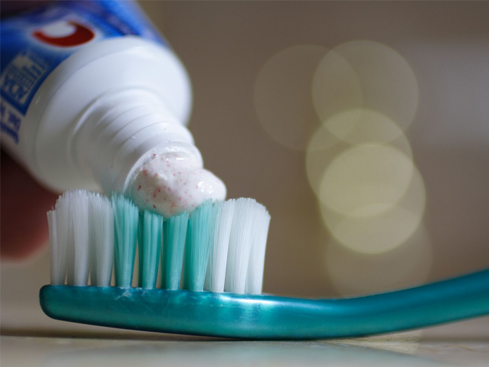 Common toothpaste ingredient making antibiotics less effective