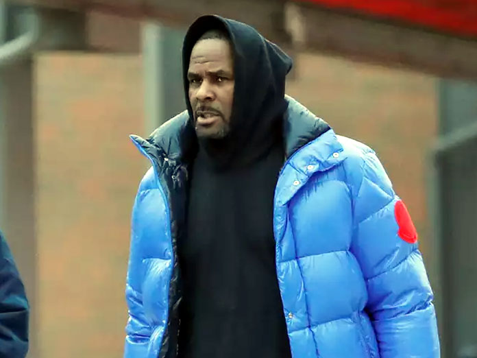 R Kelly posts USD 100,000 bail, freed from prison