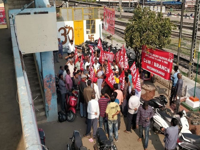 Railway workers stage protest