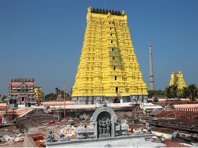 Thousands throng  Rameswaram shrine