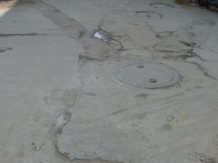 Residents riled by poor roads in Ramanthapur