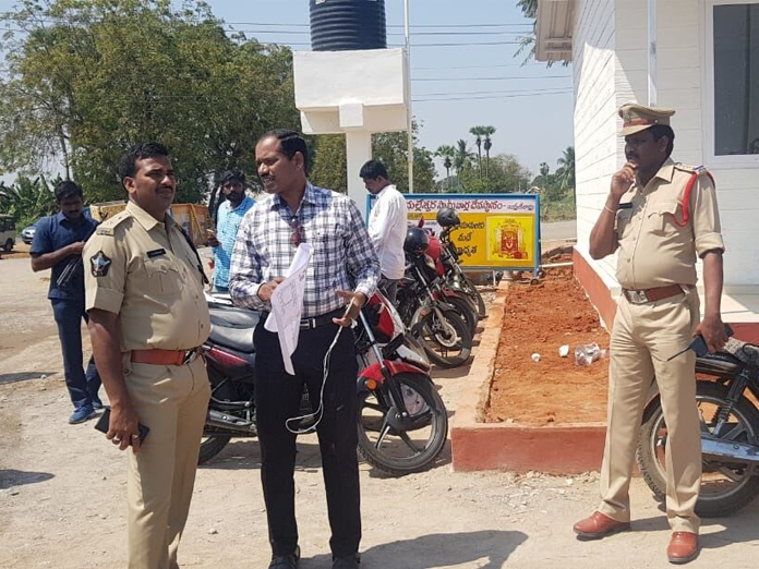 SP Ch Vijaya Rao inspects security at CM’s residence