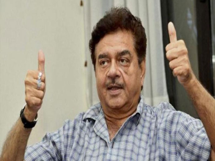 Fortunate my name didnt come out in #MeToo movement: Shatrughan Sinha