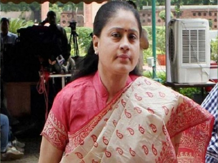 Vijayashanti appointed as chairperson of Congress Campaign Committee