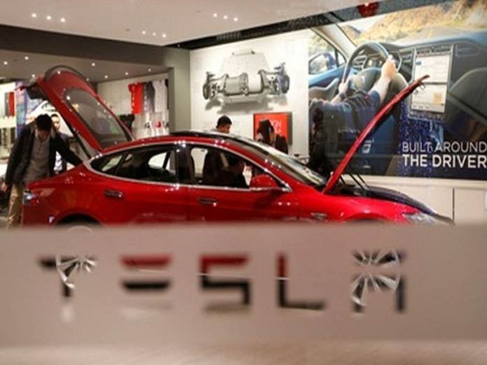 Criminals! Don’t try to steal a Tesla
