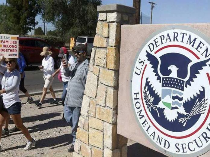 US immigration authorities force-feed Indian detainees on hunger strike