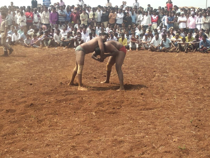 Wrestling contest held at jatara