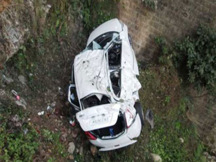 Two youths killed after car falls into gorge in Shimla