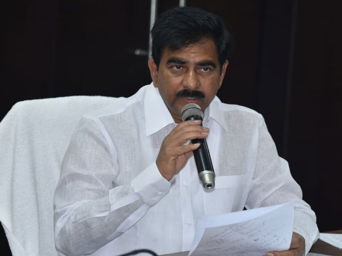 AP people will give combined gift to YSRCP, TRS in coming polls