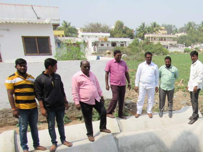 Corporator Pannala inspects pipeline works