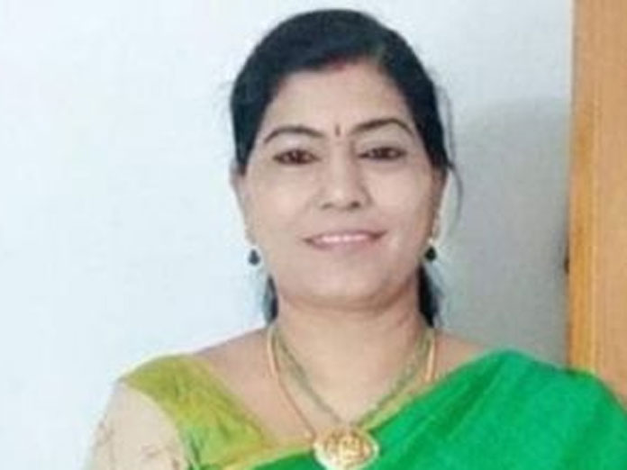 Ex-corporator found murdered in her flat