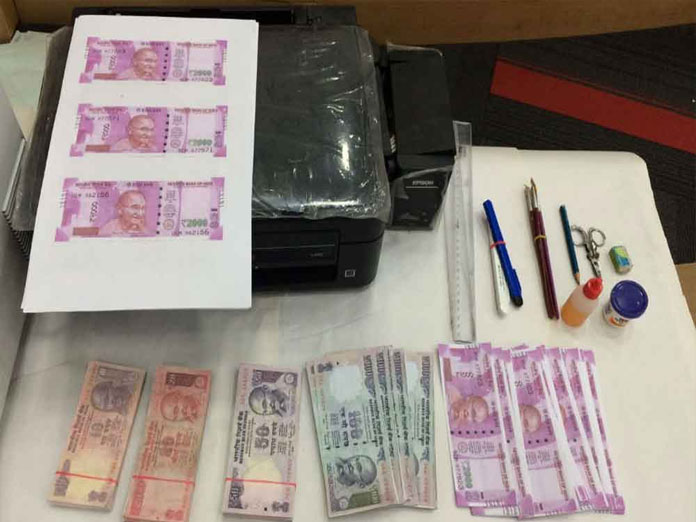 2 arrested for printing fake currency notes in UP