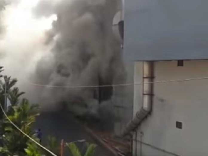Mall in Mangaluru catches fire, no casualties reported