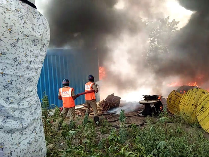 Massive fire accident near Tirupati railway station