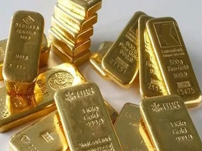 Gold worth Rs 21 lakh seized by BSF in Bengal, one arrested