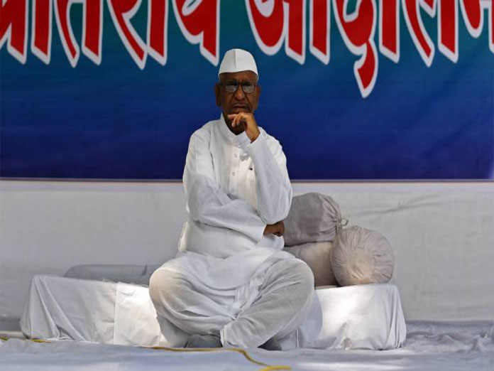 Hazare on Day 7 of hunger strike, loses over 5 kg weight