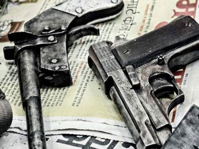 Police bust illegal arms factory in West Bengal