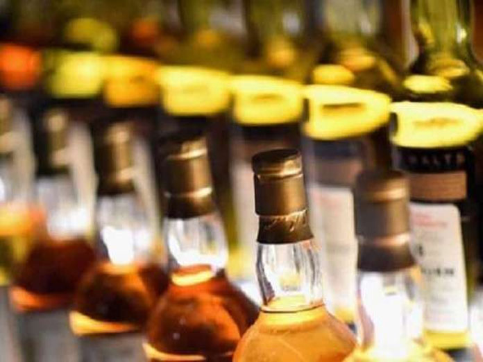 Three arrested for smuggling illegal liquor